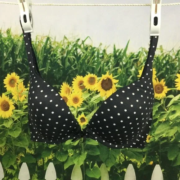 Victoria’s Secret Bra Body by Victoria Push Up 32D - Picture 1 of 5